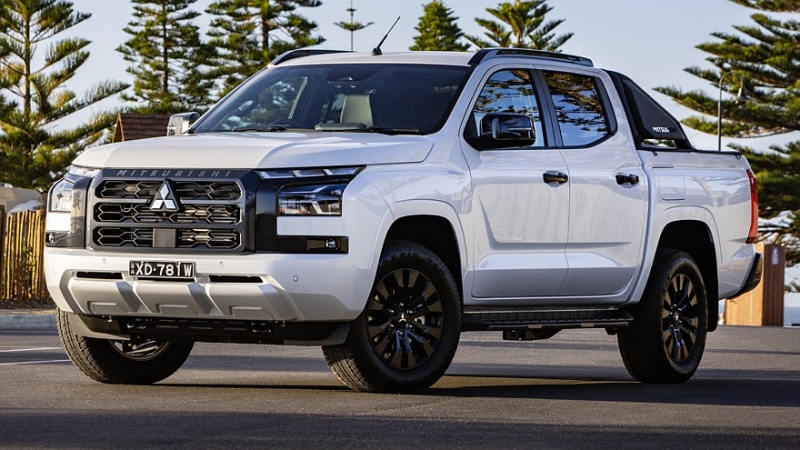 Обновлённый Mitsubishi L200: первые изображения
